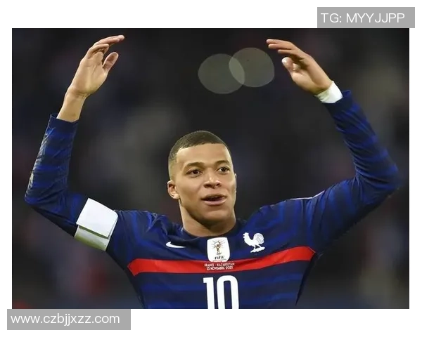 足球球星风采：从边框到赛场，展现不凡实力与魅力